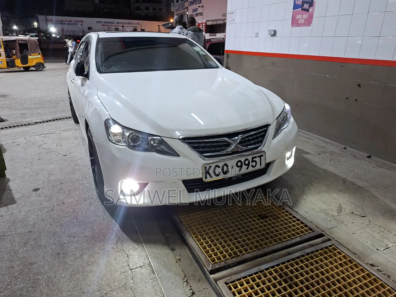 Toyota Mark X 2013 Pearl