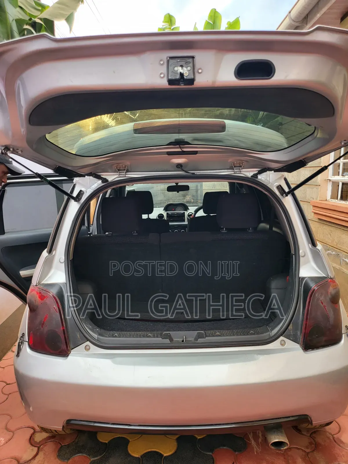 Toyota IST 2004 Silver