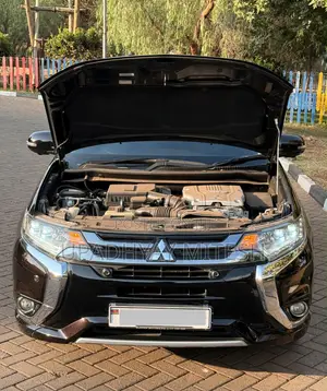 Mitsubishi Outlander 2017 Black