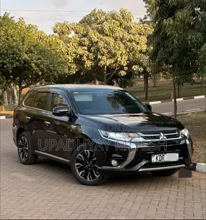 Mitsubishi Outlander 2017 Black