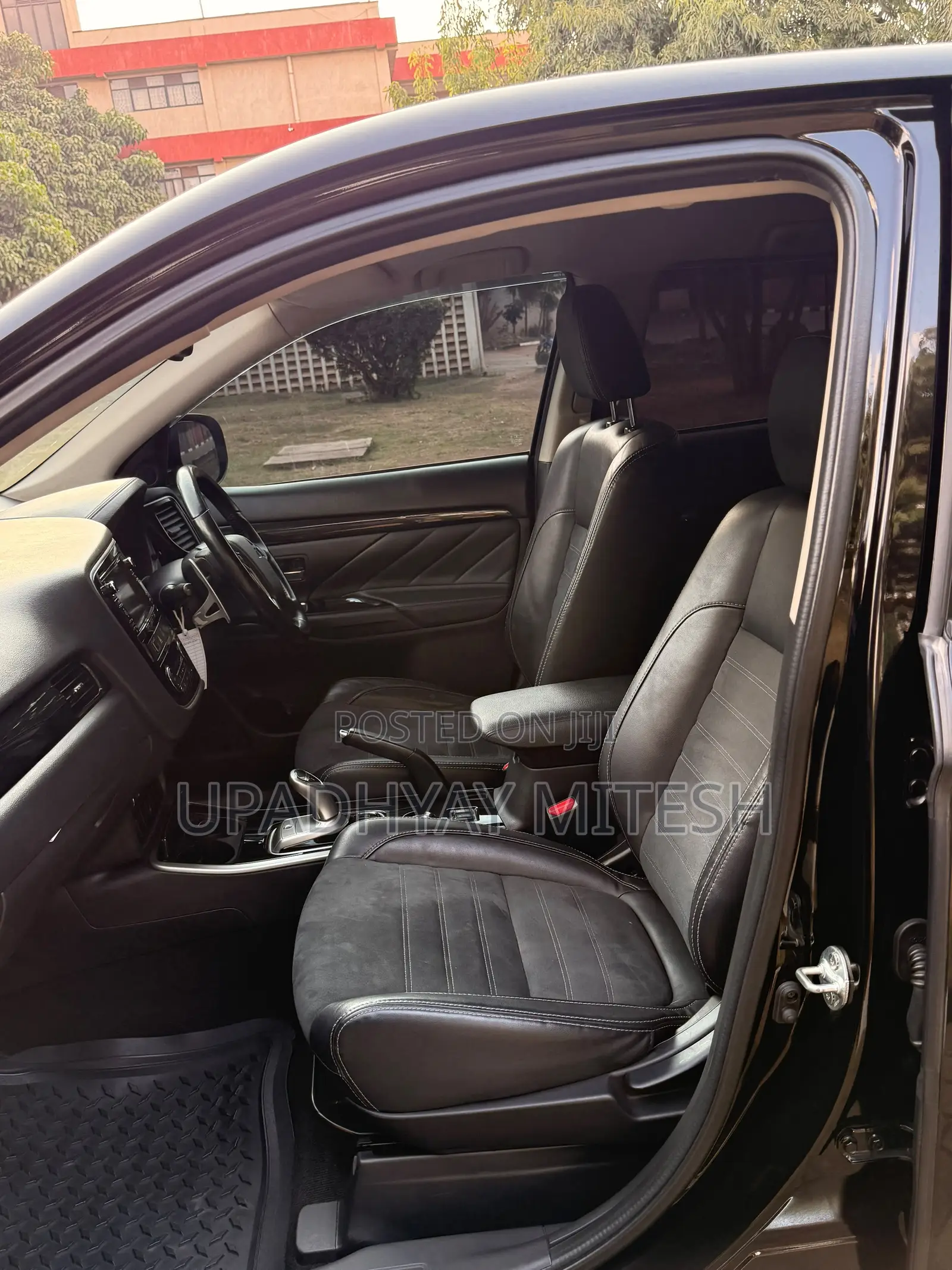 Mitsubishi Outlander 2017 Black