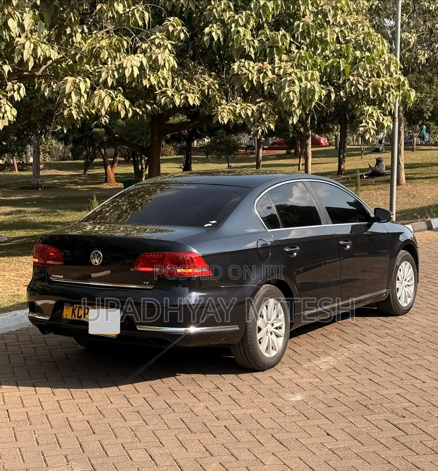 Volkswagen Passat 2011 Black