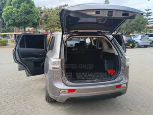 Mitsubishi Outlander 2014 Silver