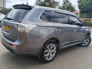 Mitsubishi Outlander 2014 Silver