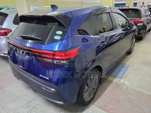 Nissan Note 1.2 Hybrid 2021 Blue