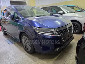 Nissan Note 1.2 Hybrid 2021 Blue
