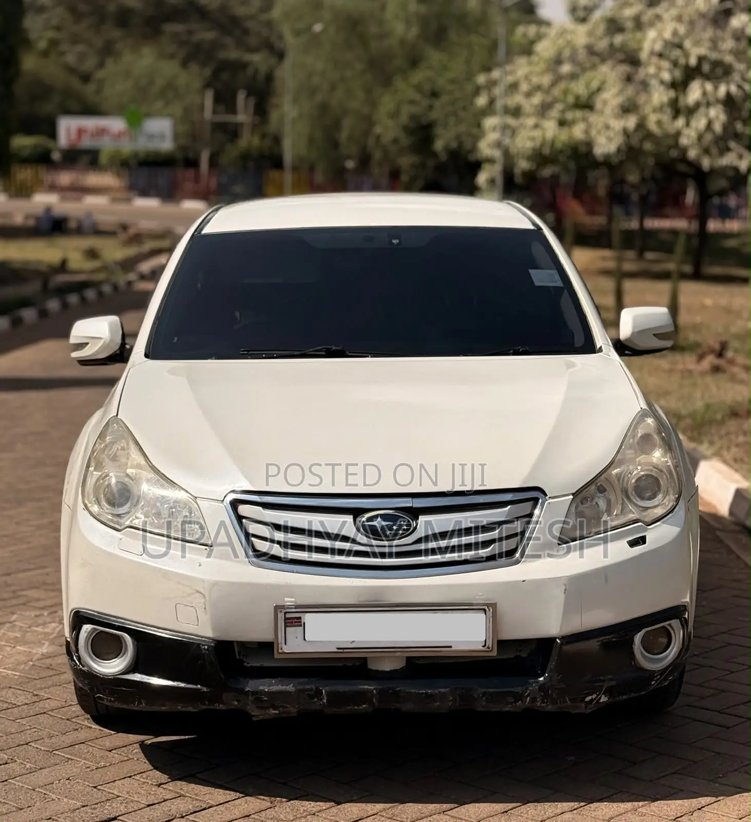 Subaru Outback 2010 White