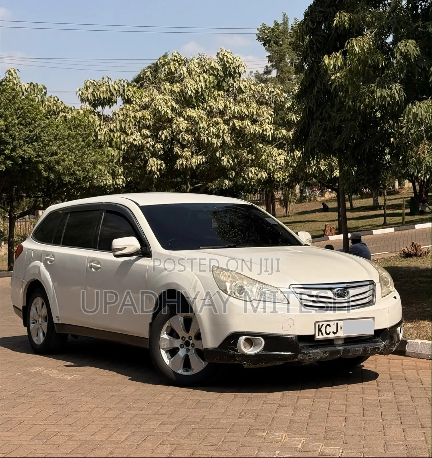Subaru Outback 2010 White