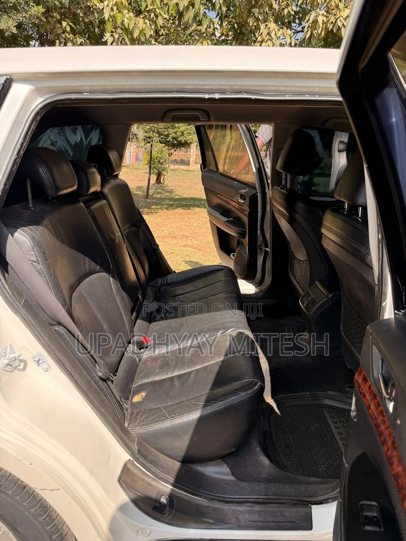 Subaru Outback 2010 White