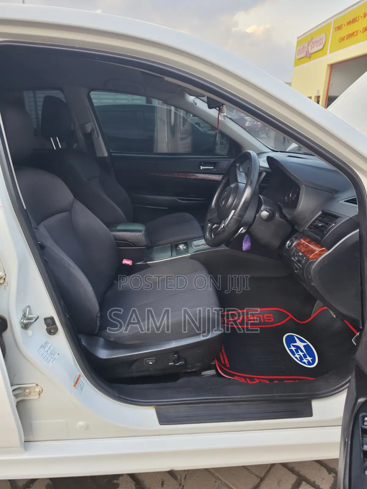 Subaru Legacy 2011 White