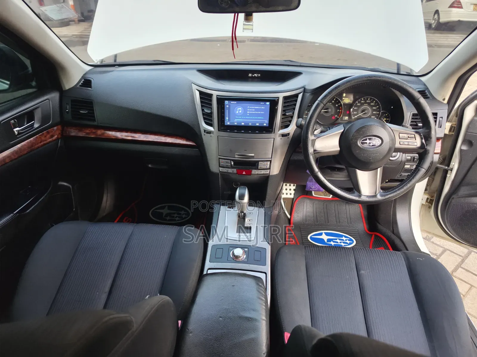 Subaru Legacy 2011 White