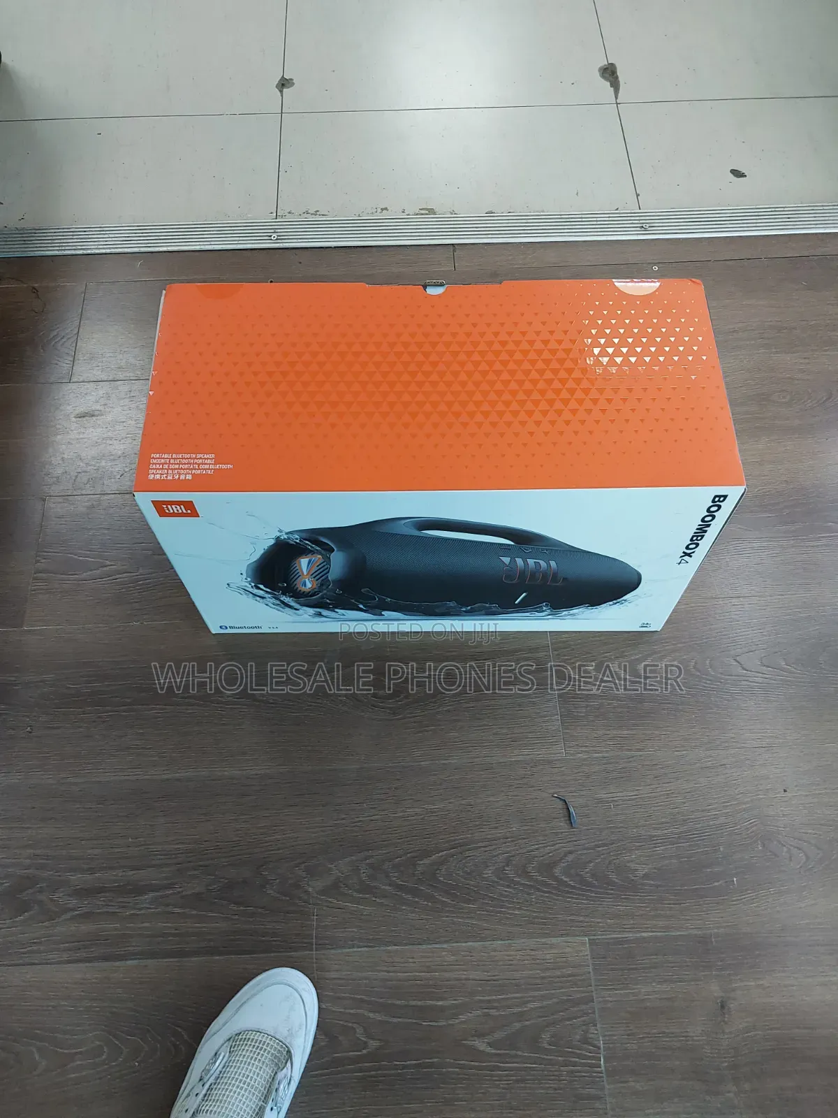 JBL Boombox 4
