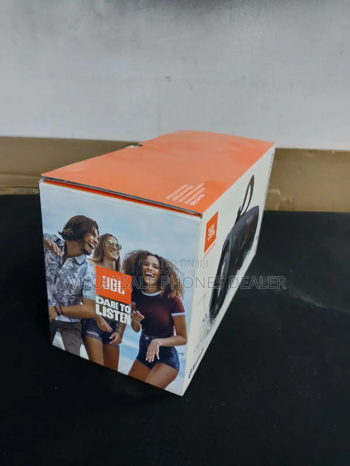 JBL Boombox 4