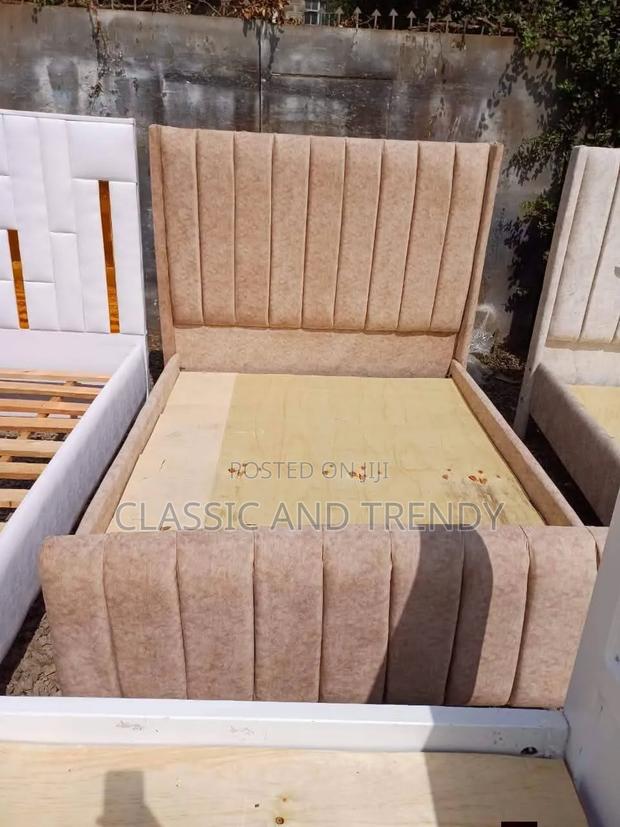Fully Upholstered Bed 4x6 ( Chester Bed) - thumbnail 2