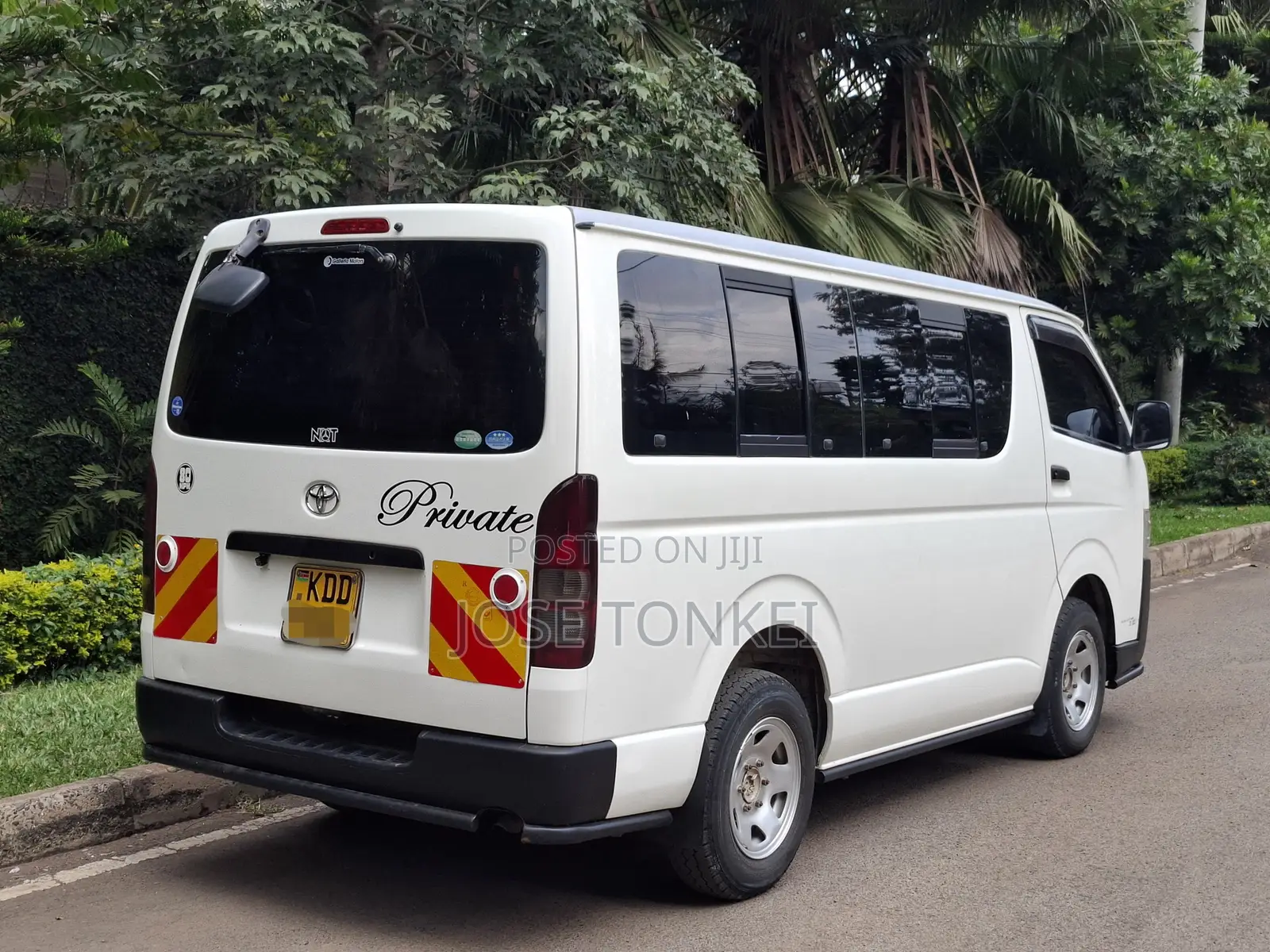 Toyota HiAce 2014 White
