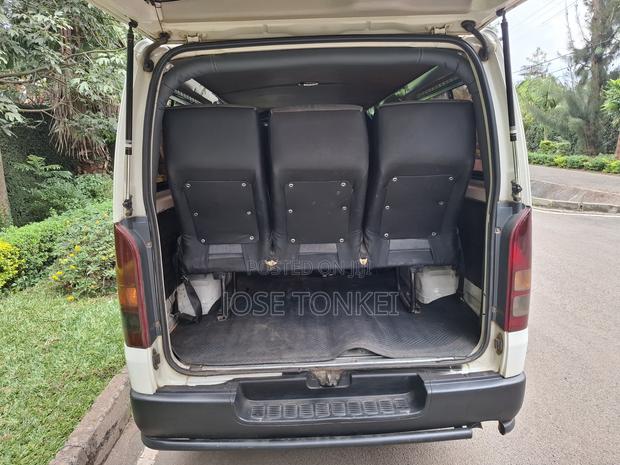 Toyota HiAce 2014 White - thumbnail 9