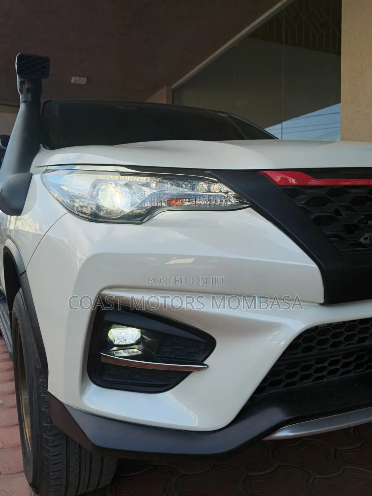 Toyota Fortuner 2019 White