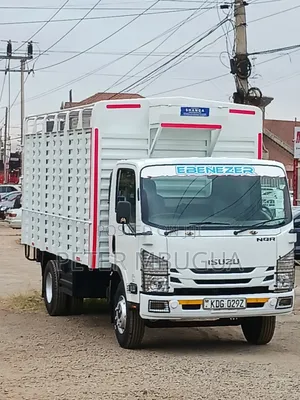 Isuzu NQR 2021