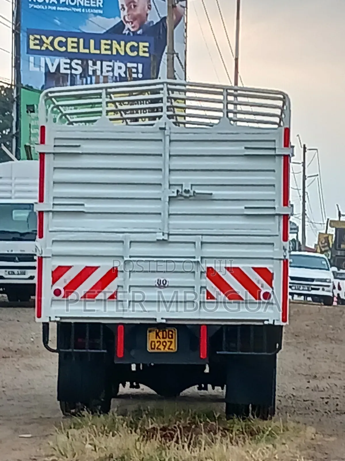 Isuzu NQR 2021