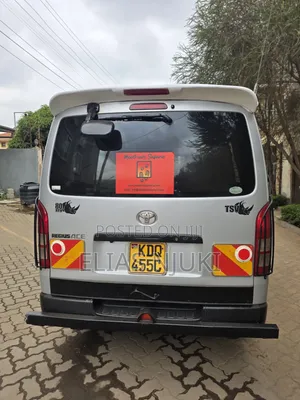 Toyota HiAce 2019 Silver
