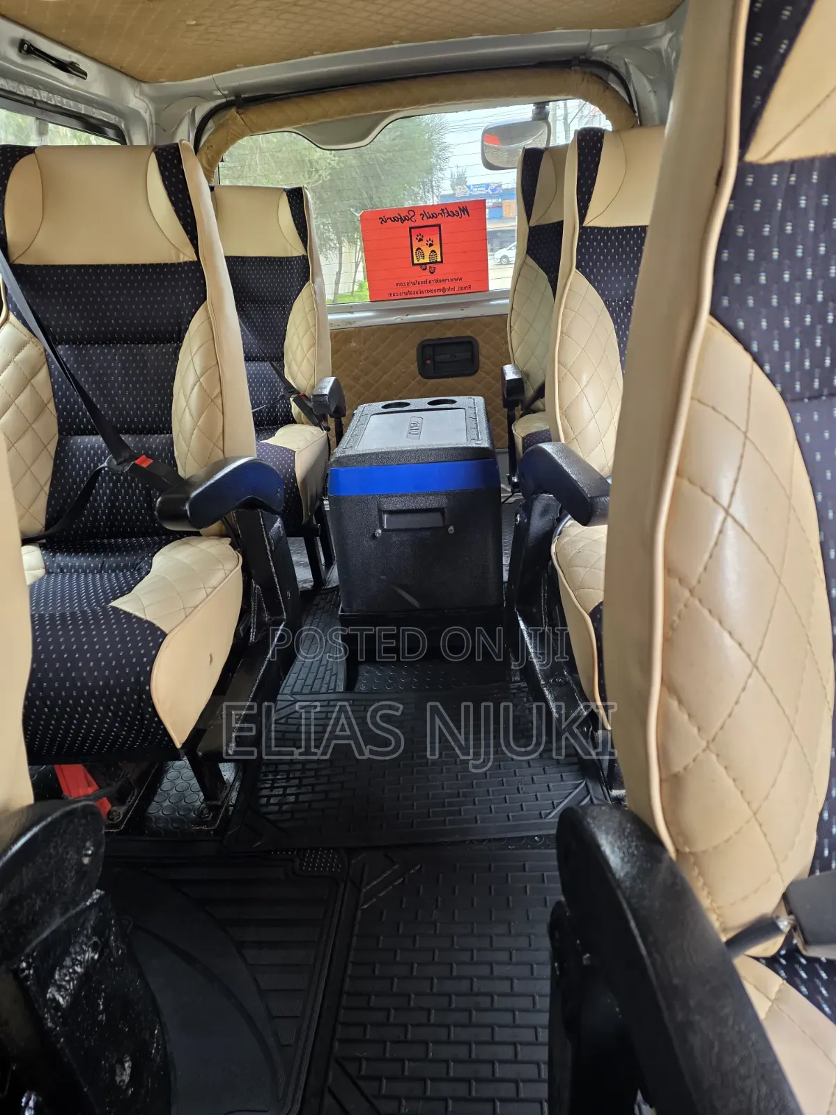 Toyota HiAce 2019 Silver