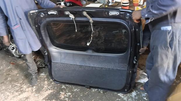 Toyota Harrier Boot/Tailgate 2014/2015/2016/2017/2018 - thumbnail 3