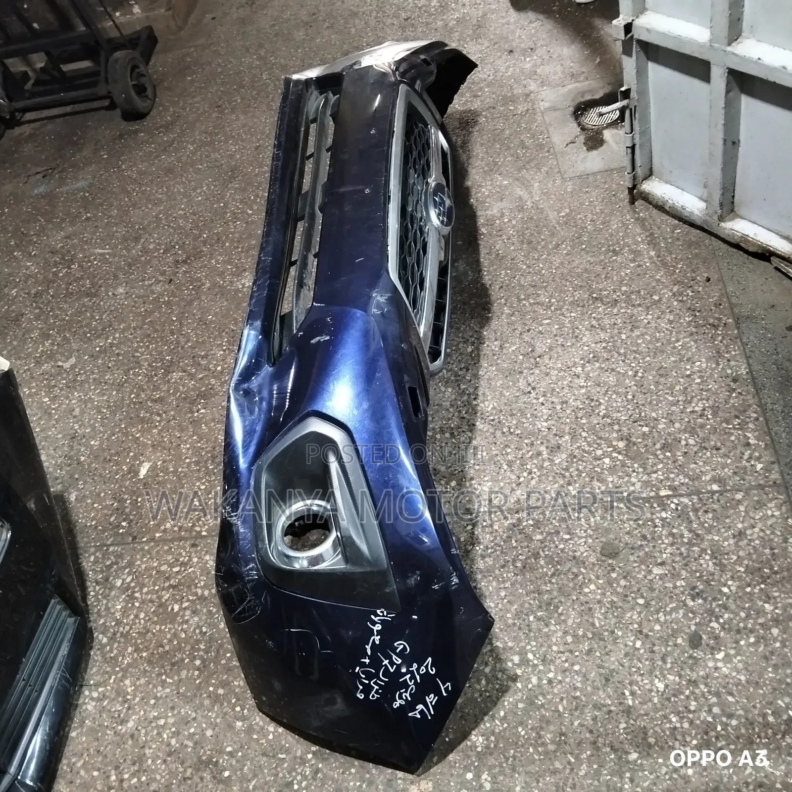 Subaru Impreza GP7/N16 Front Bumper Complete With Fog Lamps and Grille