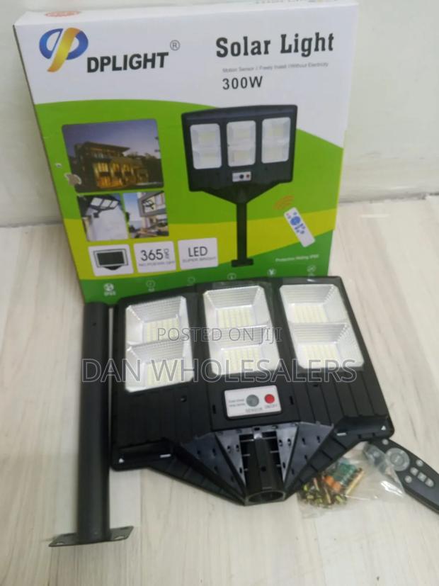 DPLIGHT 300W Solar Wall Light for Home and Farm
