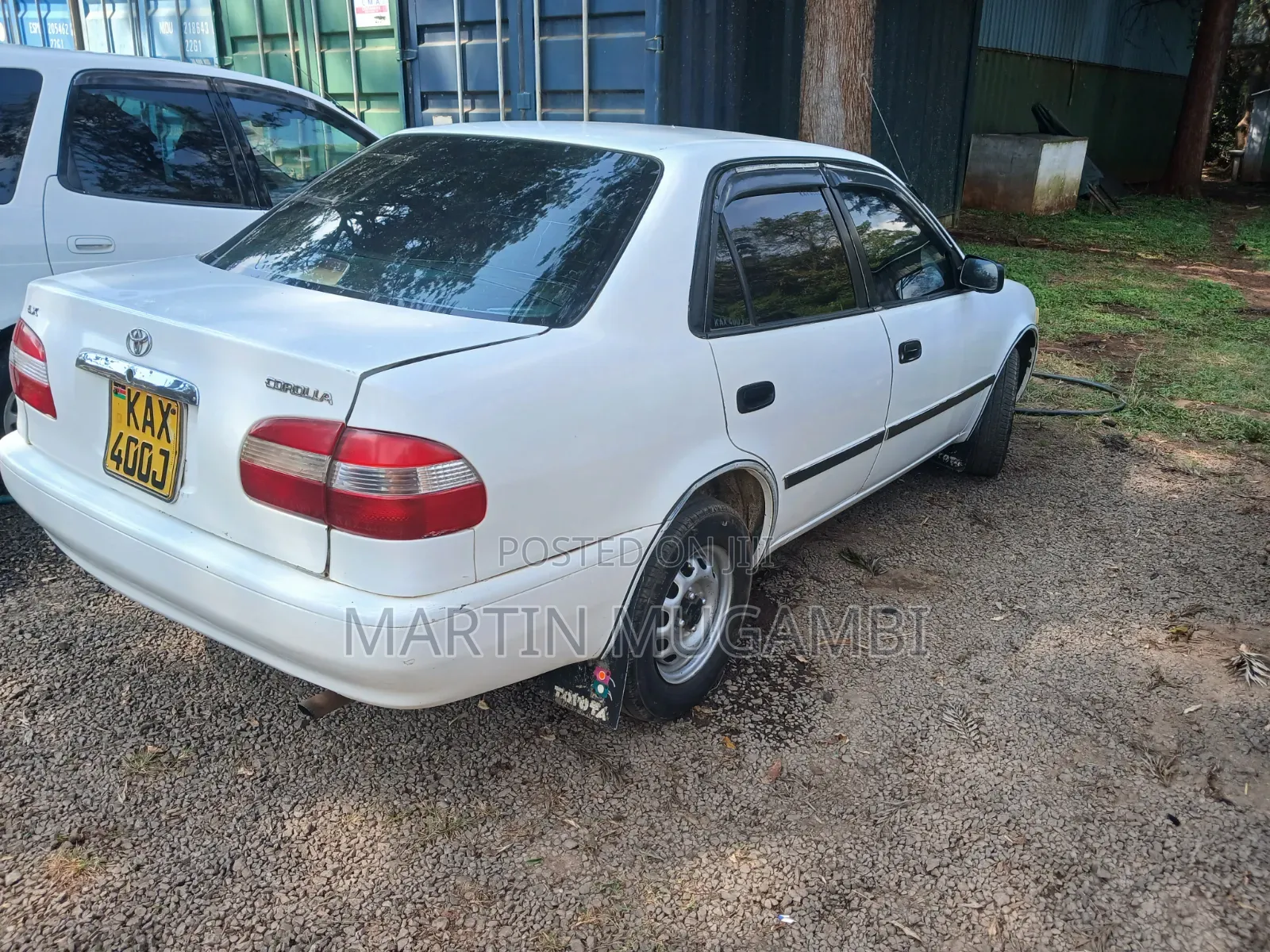 Toyota Corolla 1998 White