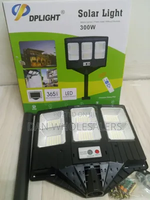 DPLIGHT 300W LED Solar Light With Mounting Pole
