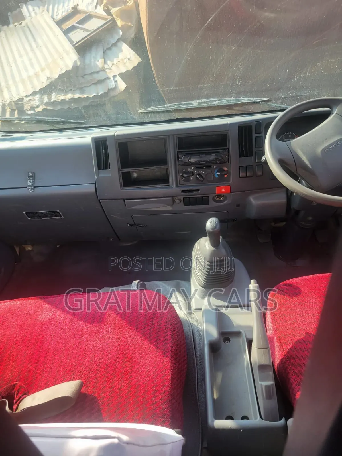 Isuzu NQR 2022 Yellow