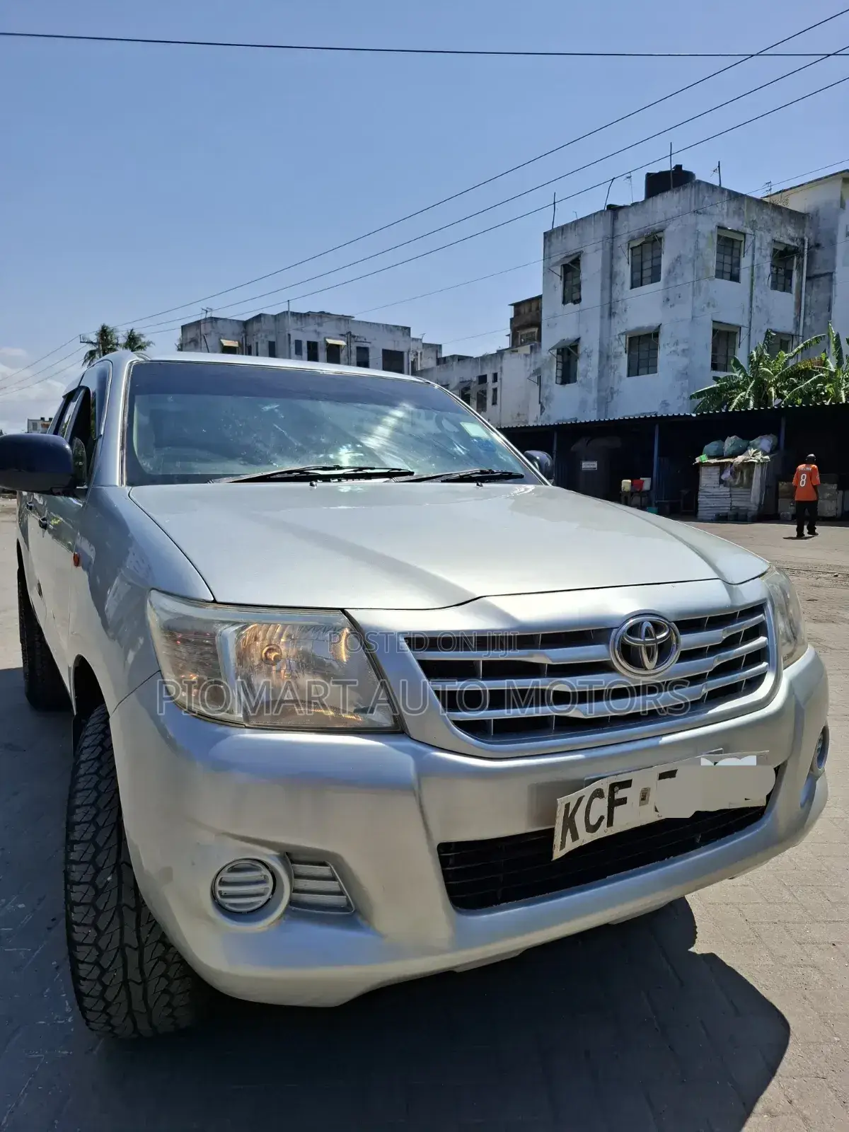 Toyota Hilux 2013 Silver