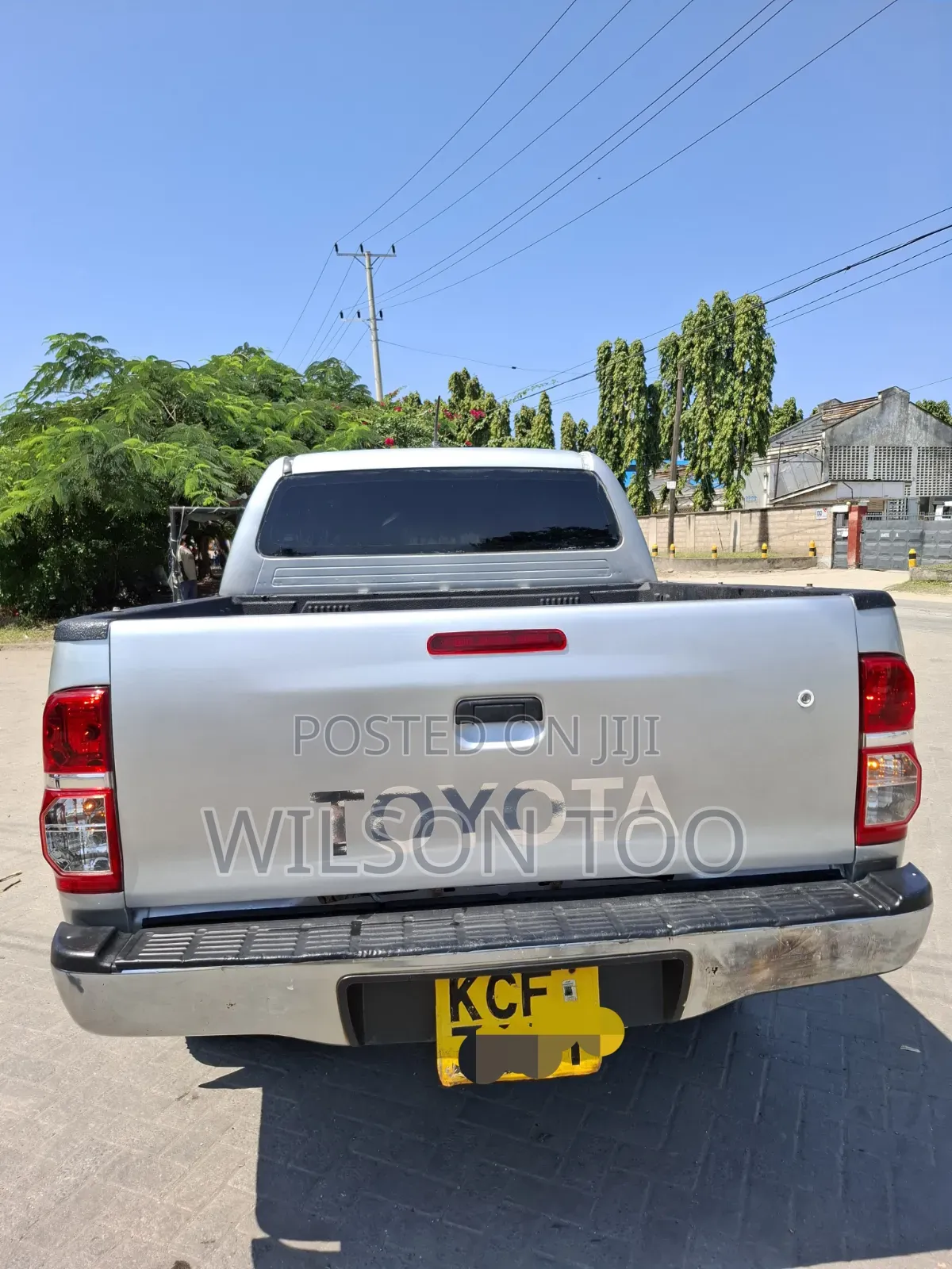 Toyota Hilux 2013 Silver