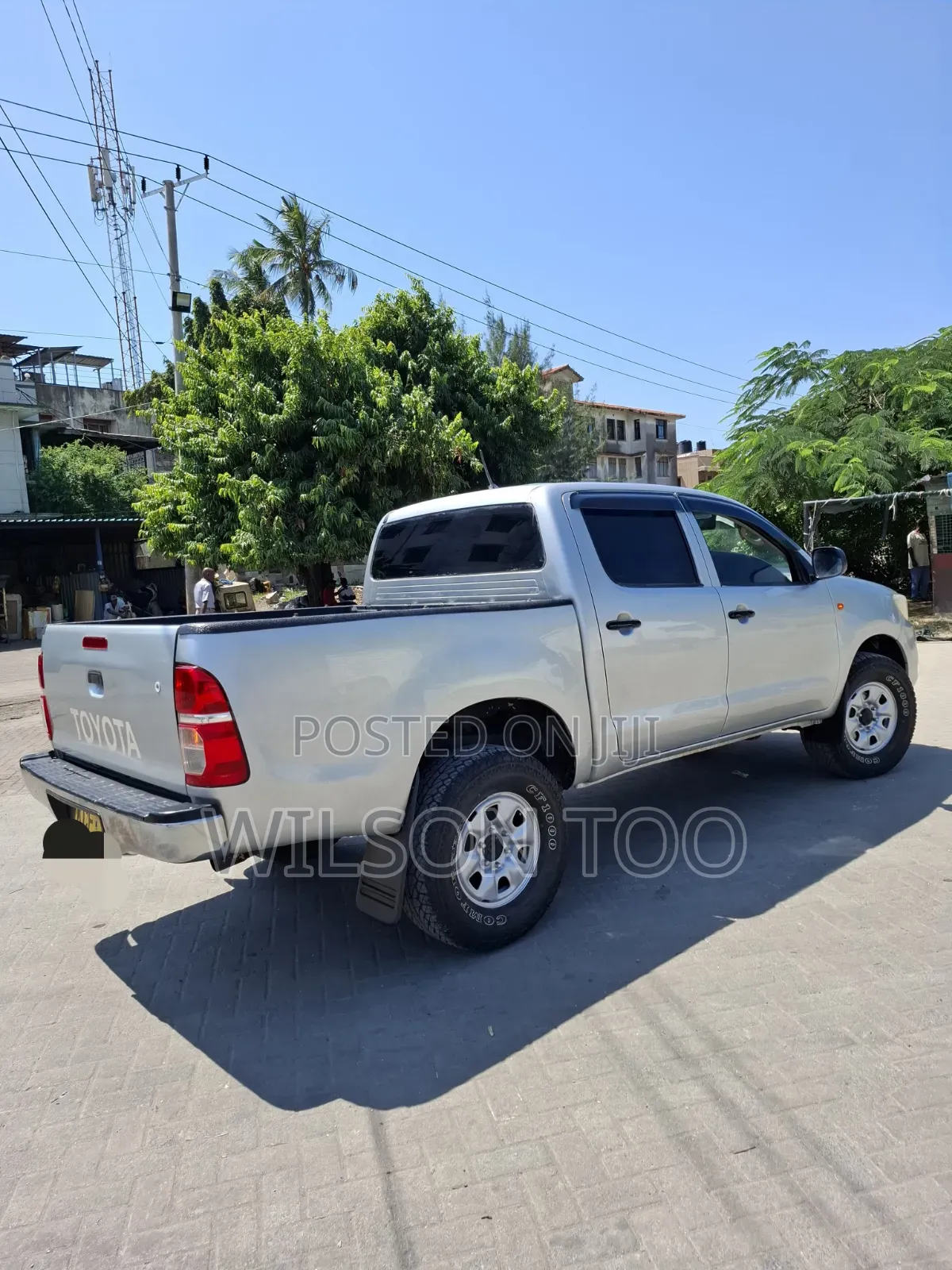 Toyota Hilux 2013 Silver
