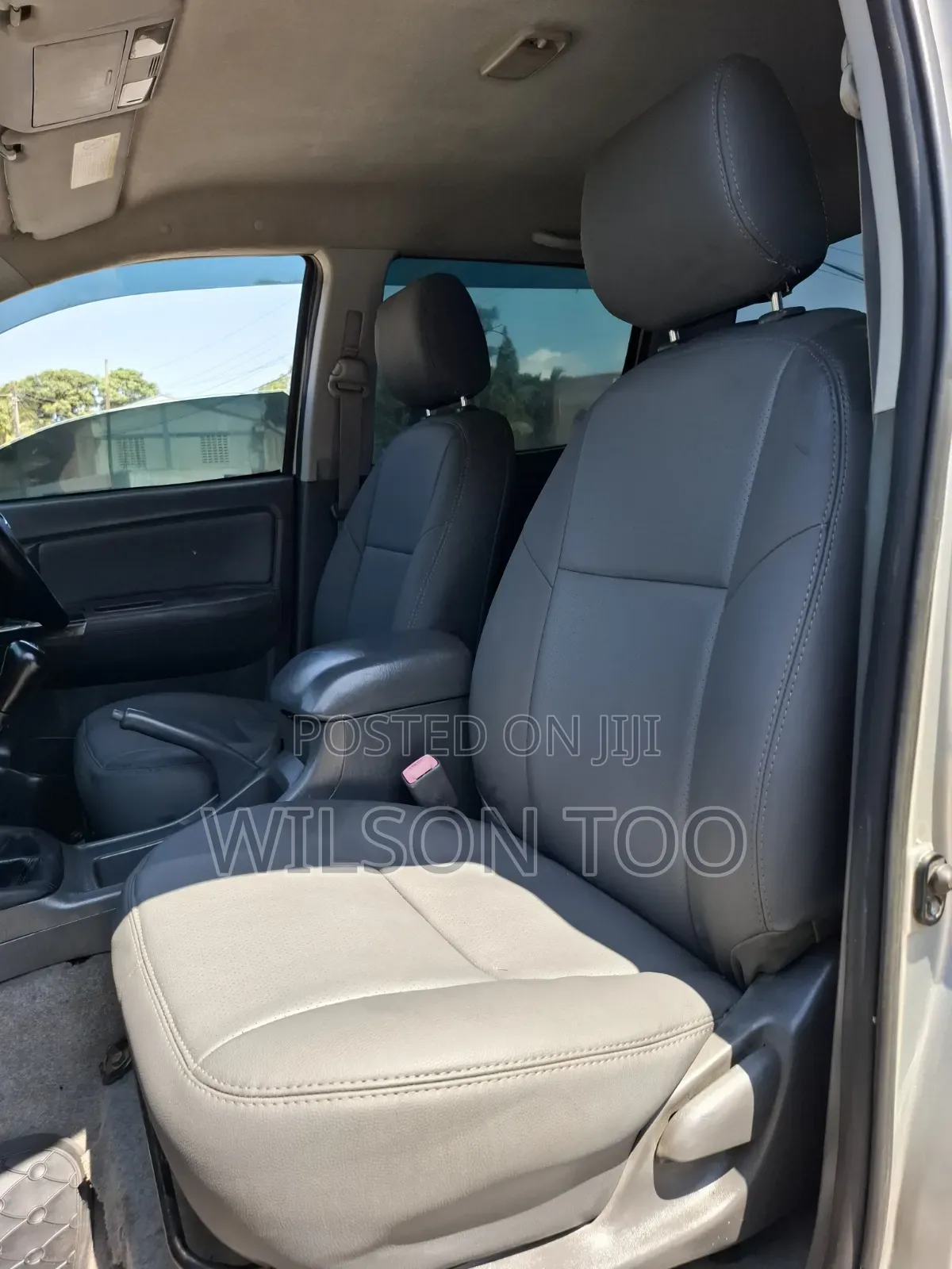 Toyota Hilux 2013 Silver