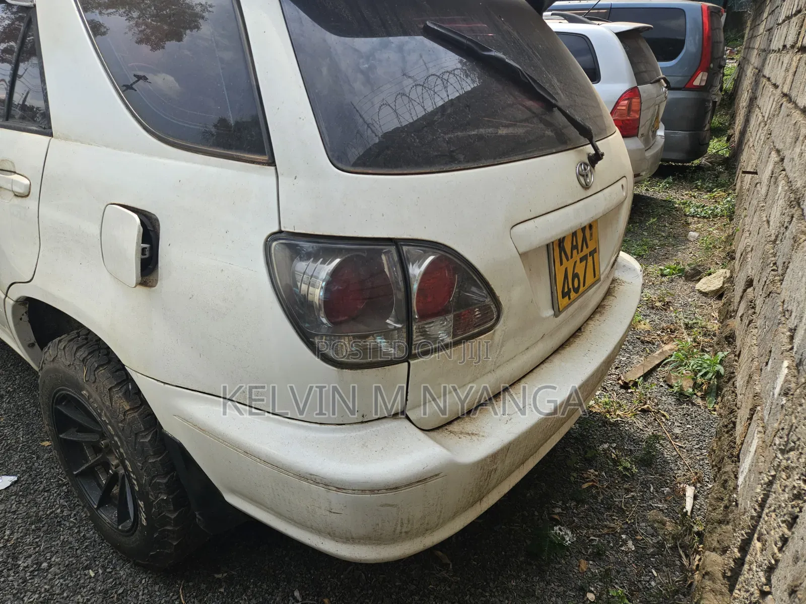 Toyota Harrier 2001 White
