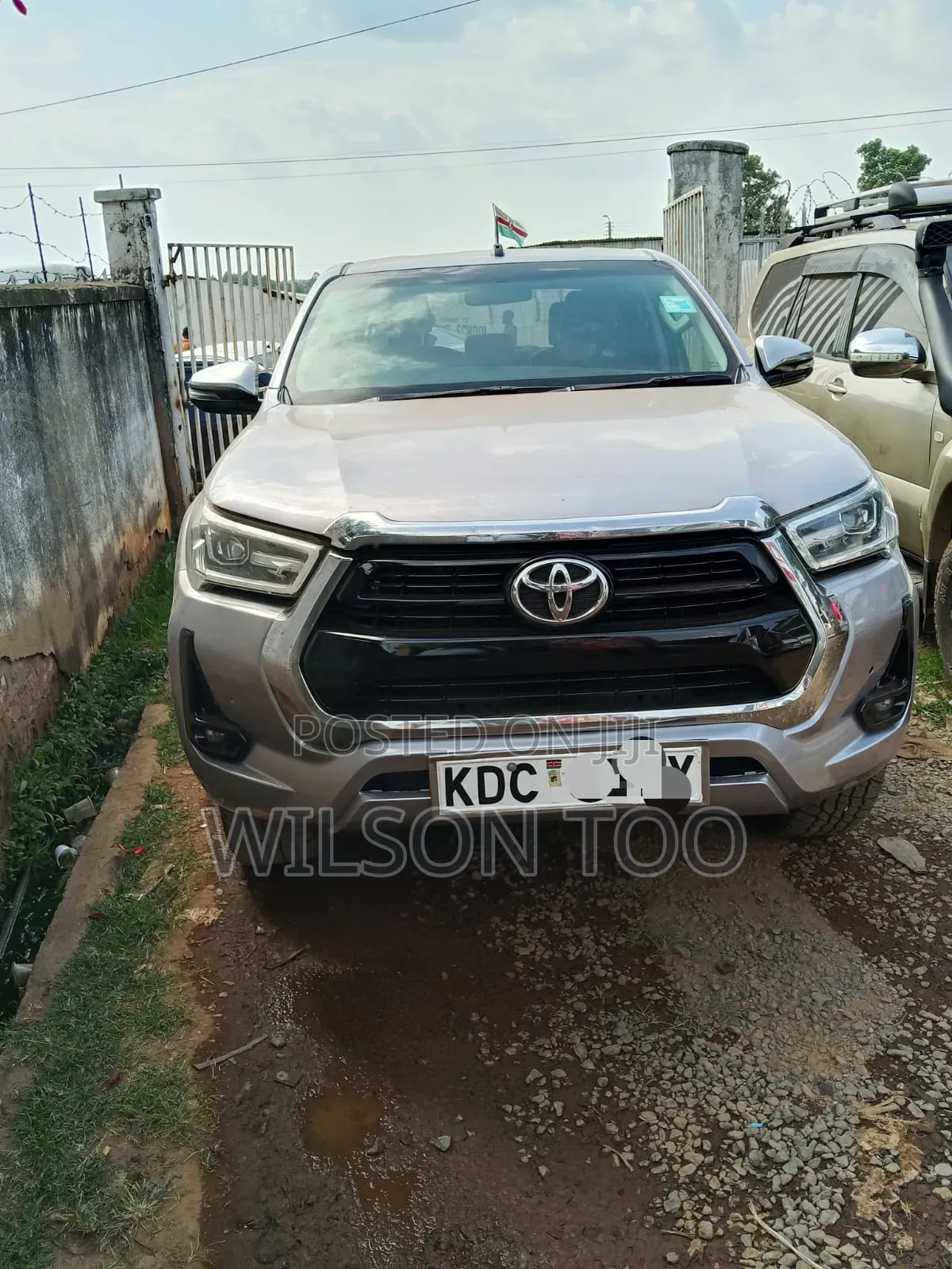Toyota Hilux 2021 Silver