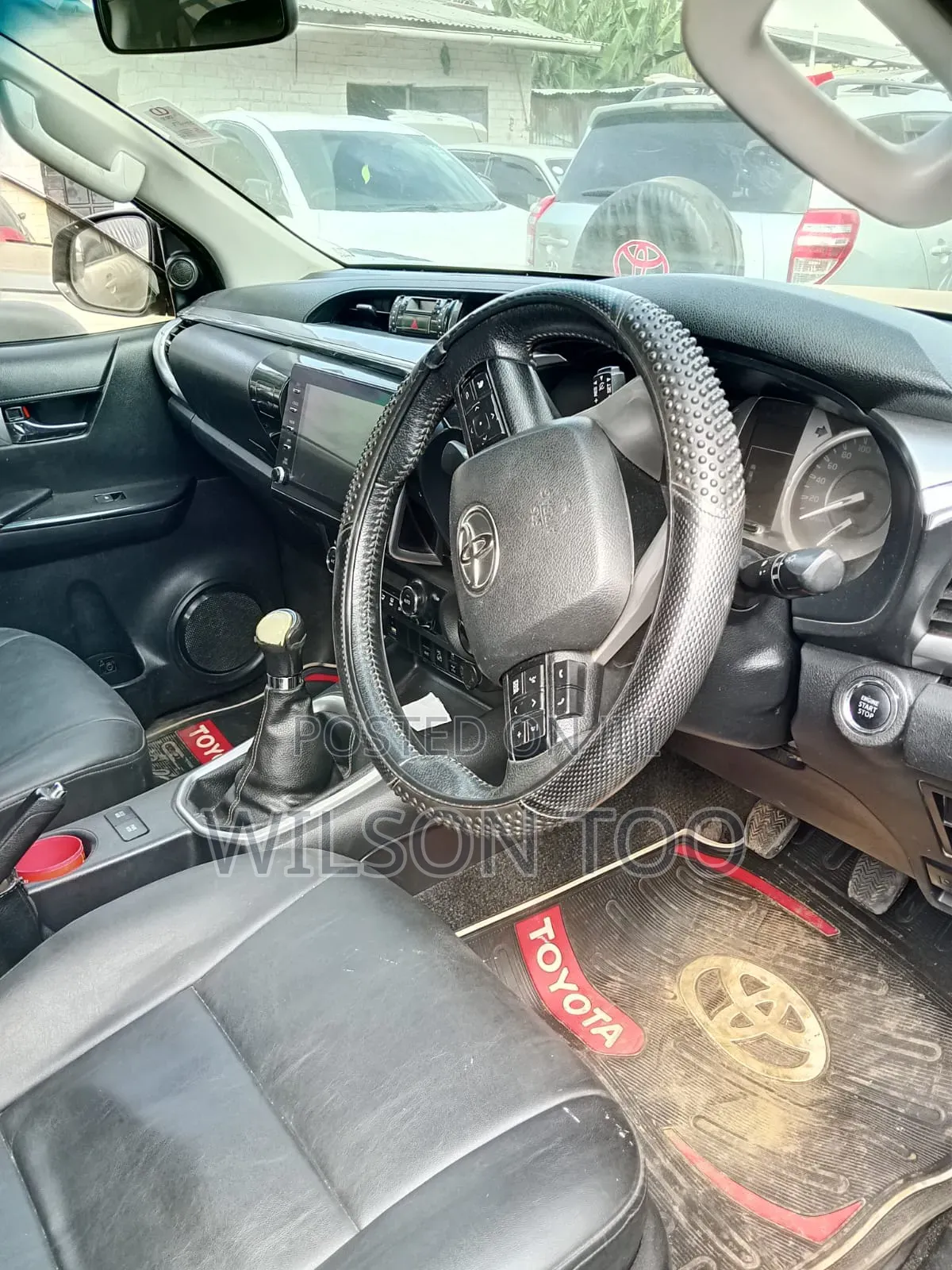 Toyota Hilux 2021 Silver