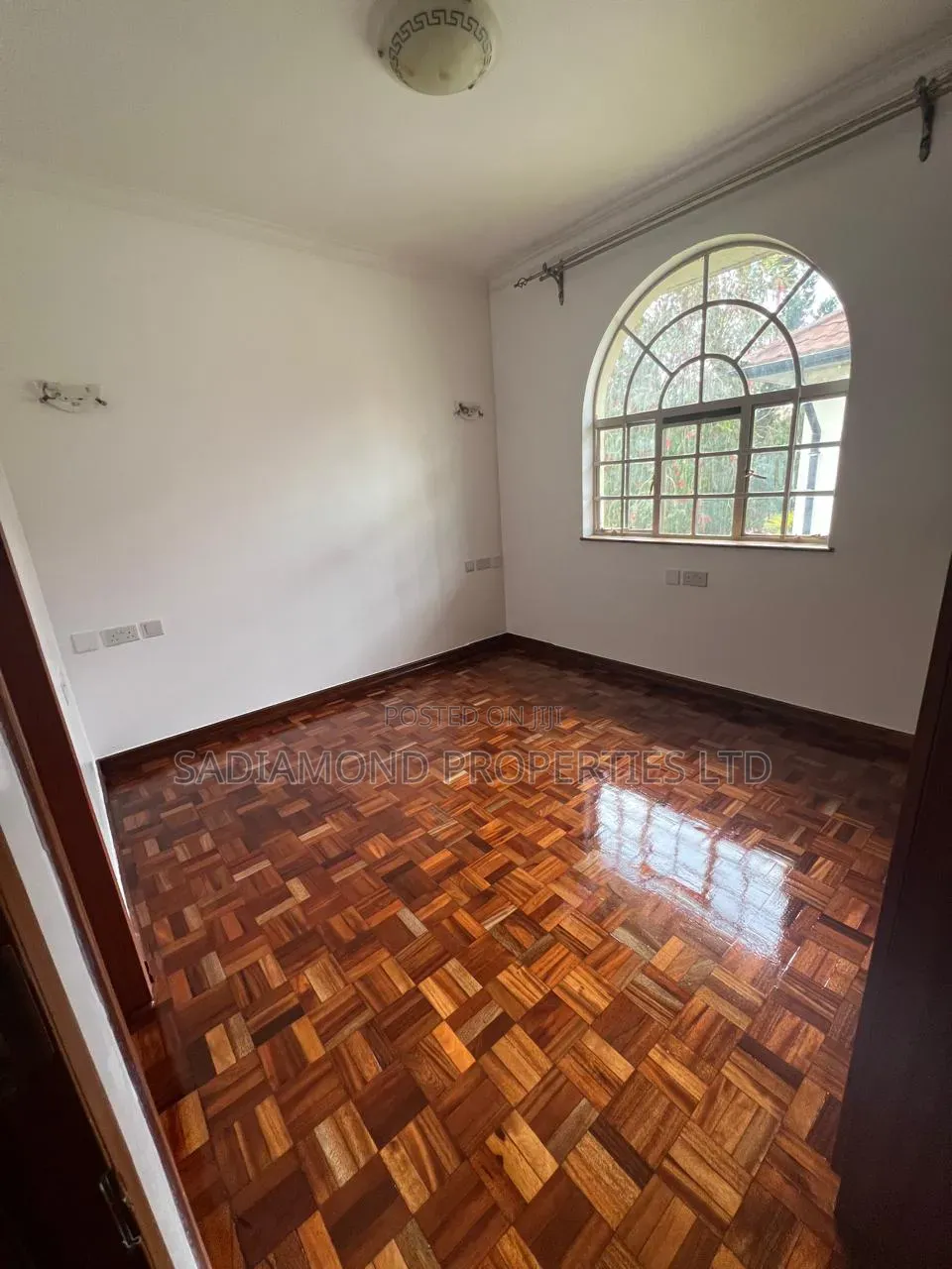 4bdrm Townhouse / Terrace in Loresho for rent