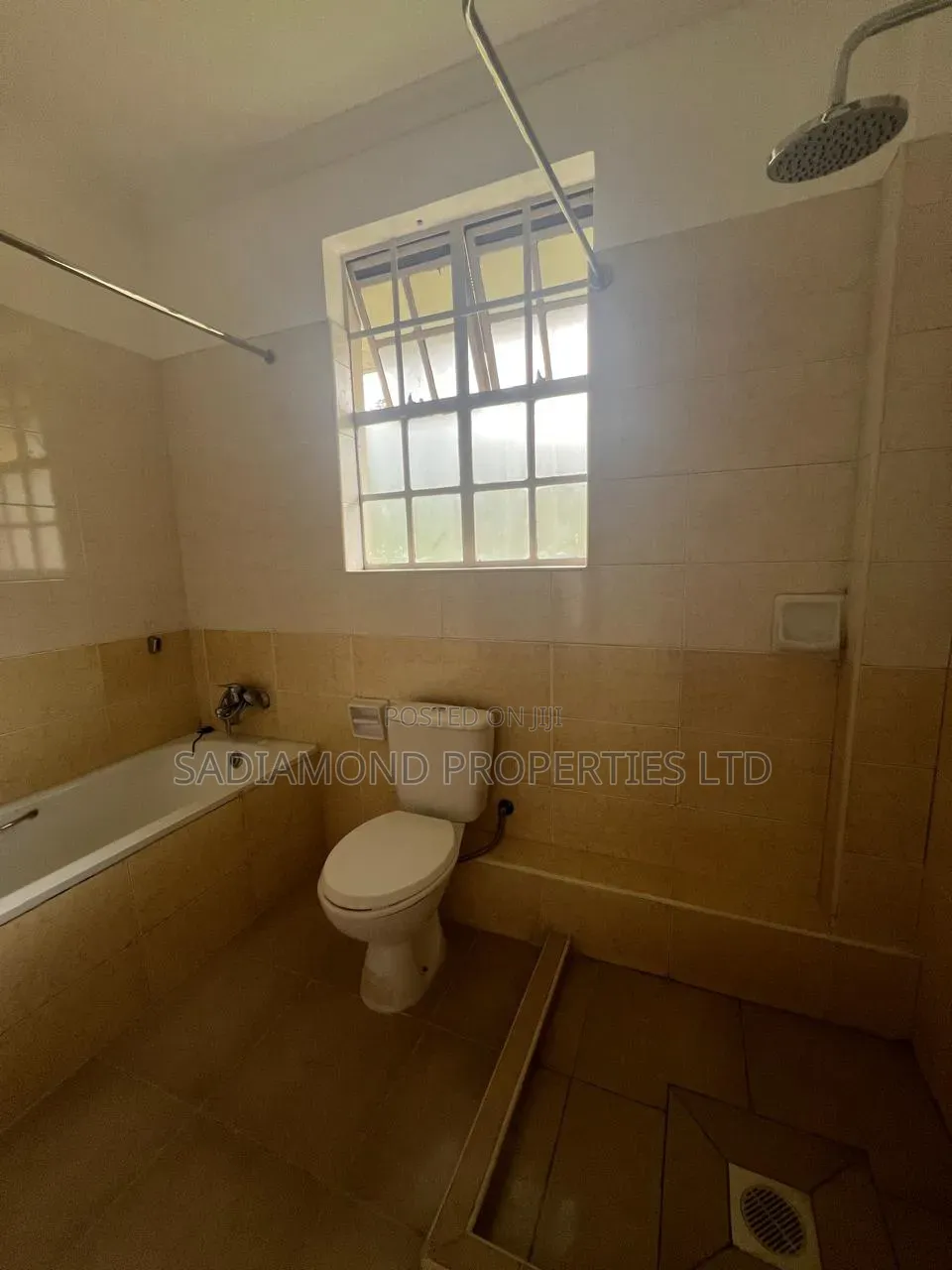 4bdrm Townhouse / Terrace in Loresho for rent