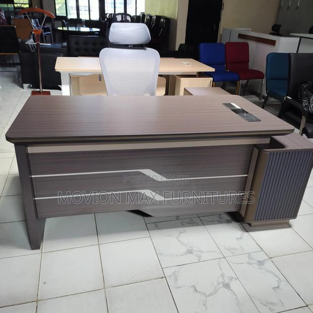 2m Executive Desk