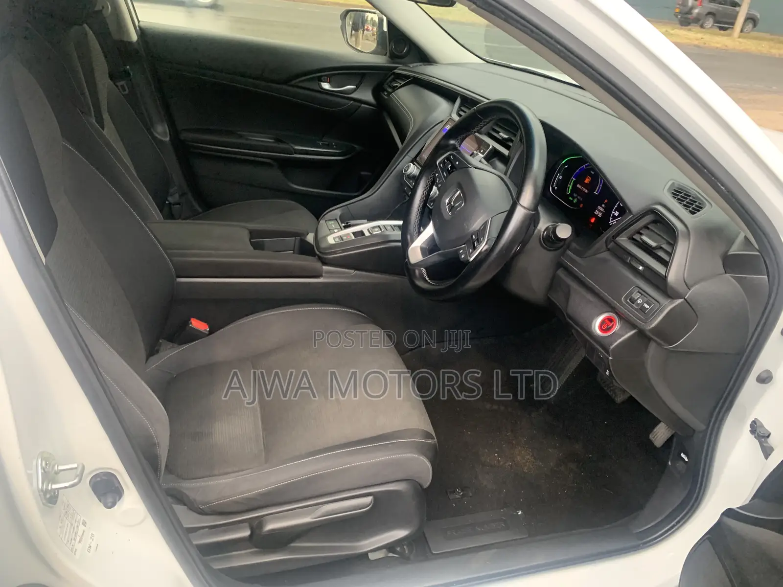 Honda Insight LX 2020 White
