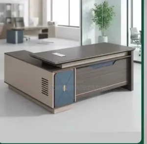 2m Executive Manager Boss's Desk