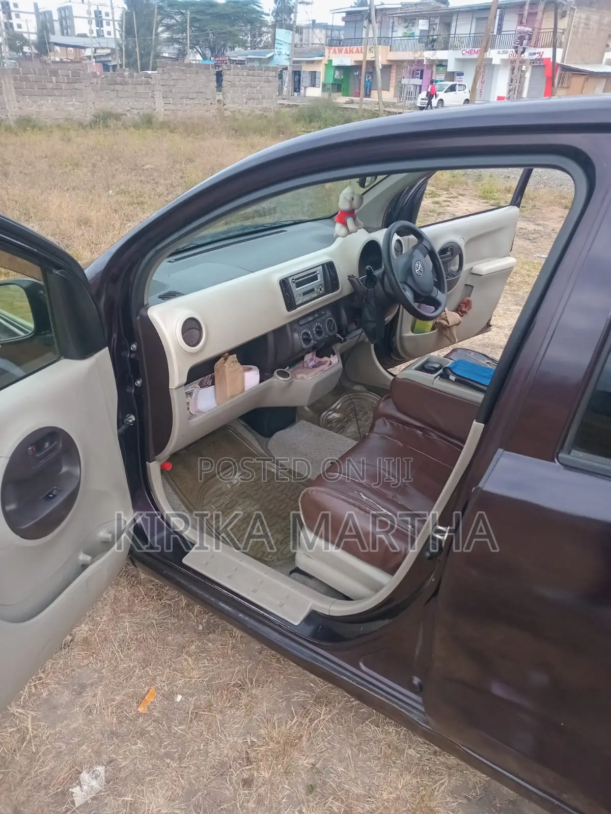 Toyota Passo 2012 Brown