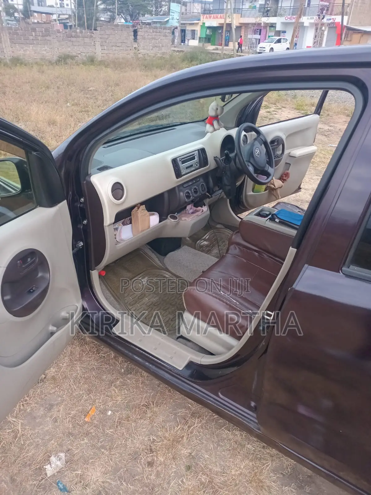 Toyota Passo 2012 Brown
