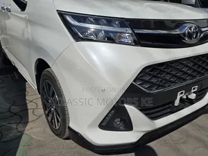 Toyota Tank 2019 White