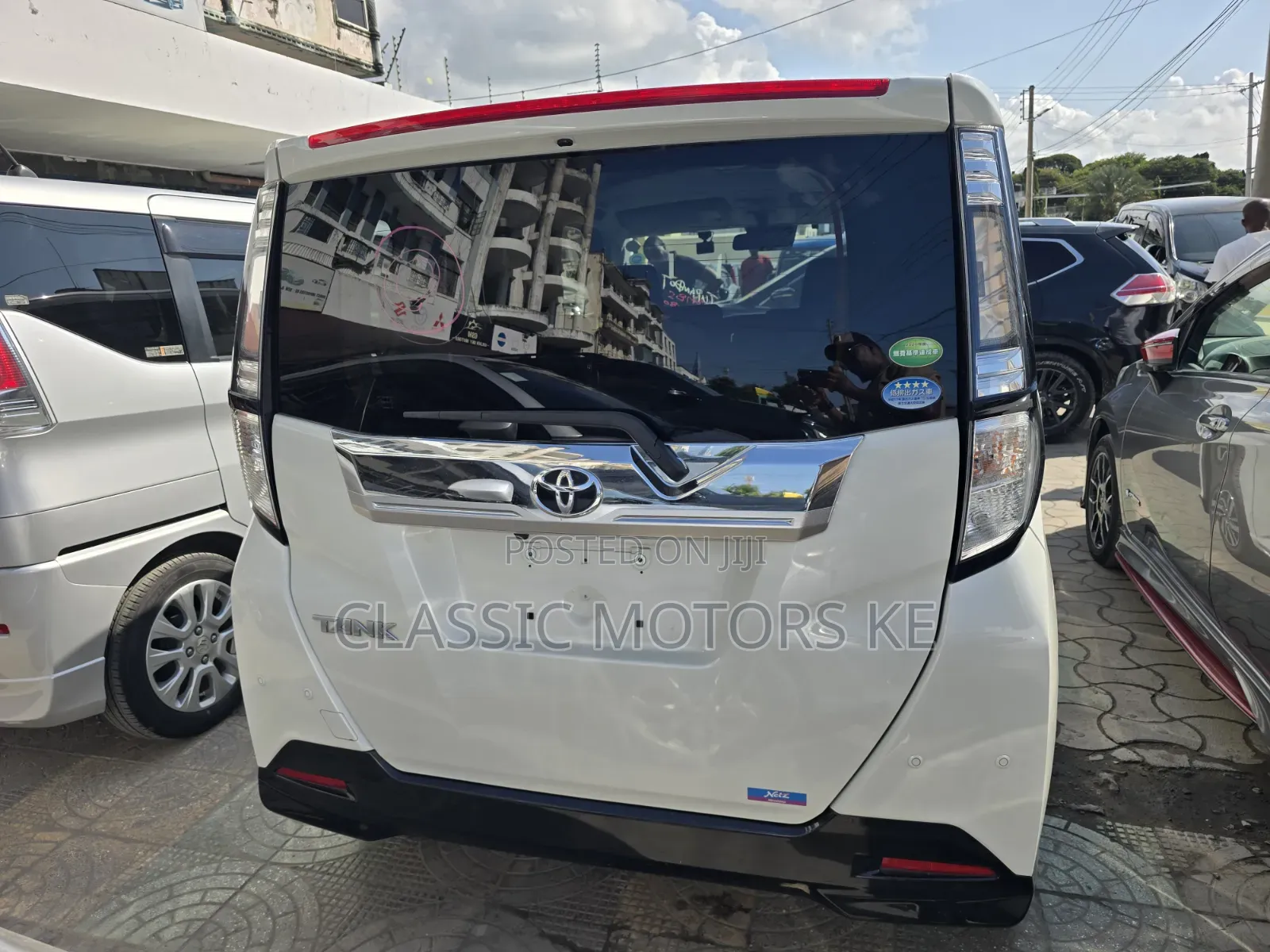 Toyota Tank 2019 White