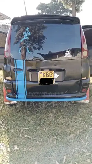 Toyota Fun Cargo 2006 Black