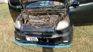 Toyota Fun Cargo 2006 Black