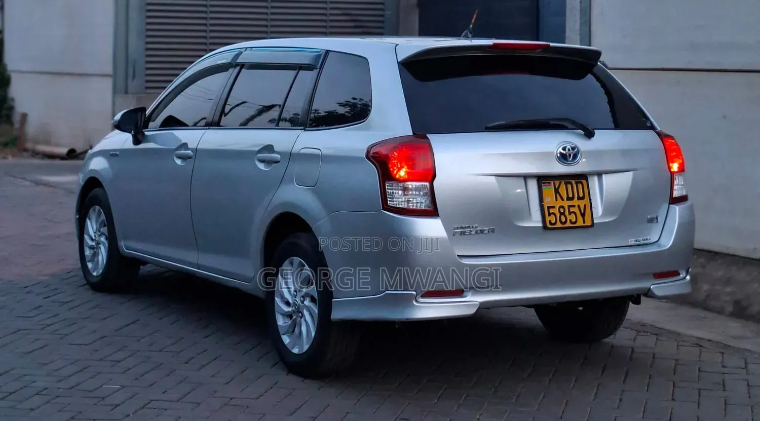 Toyota Corolla Fielder 2014 Silver